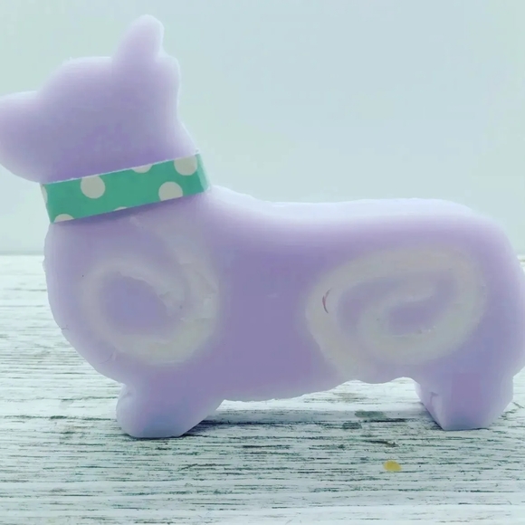2 Corgi Shaped Soap Handcrafted Glycerin Soap Many Fragrances 4 oz bars - Picture 5 of 12